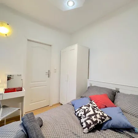 Séjour chez l'habitant Stary Targ Pok 1 *